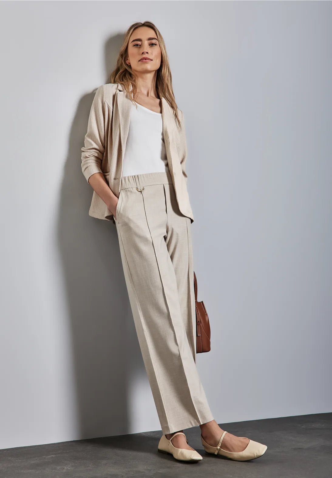 STREET ONE BLAZER ELASTICA CUELLO SOLAPA Y BOLSILLOS