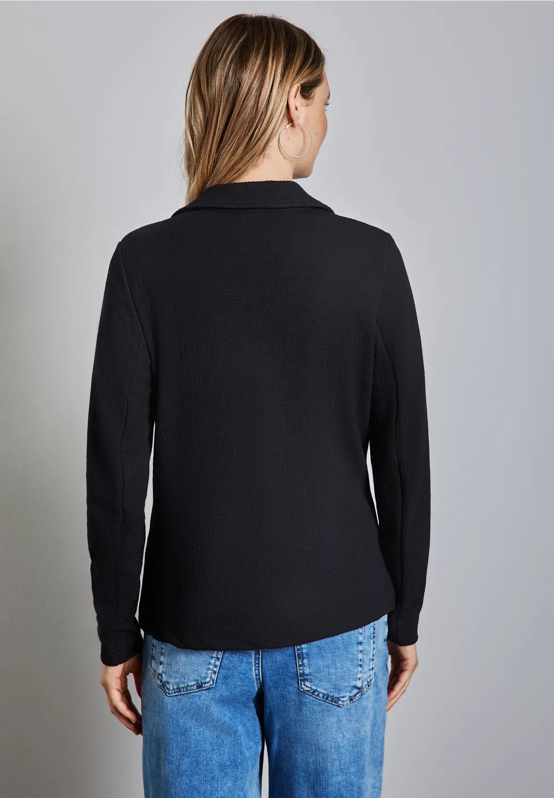 STREET ONE BLAZER ELASTICA CUELLO SOLAPA Y BOLSILLOS