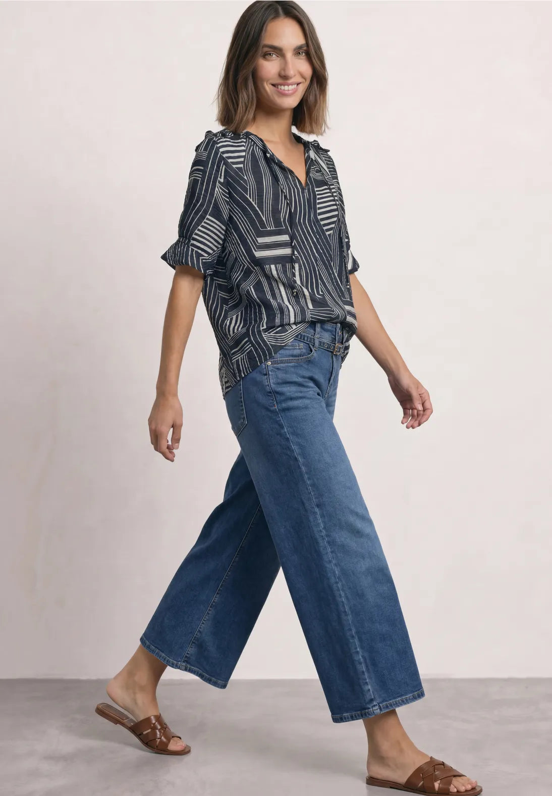 BLUSA ESTAMPADA ESCOTE EN V STREET ONE