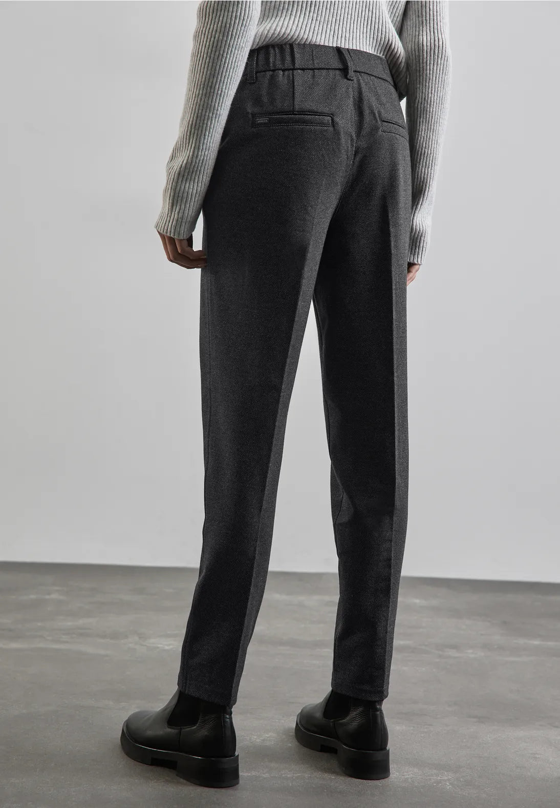 PANTALONES TIPO CHINO ASPECTO JASPEADO