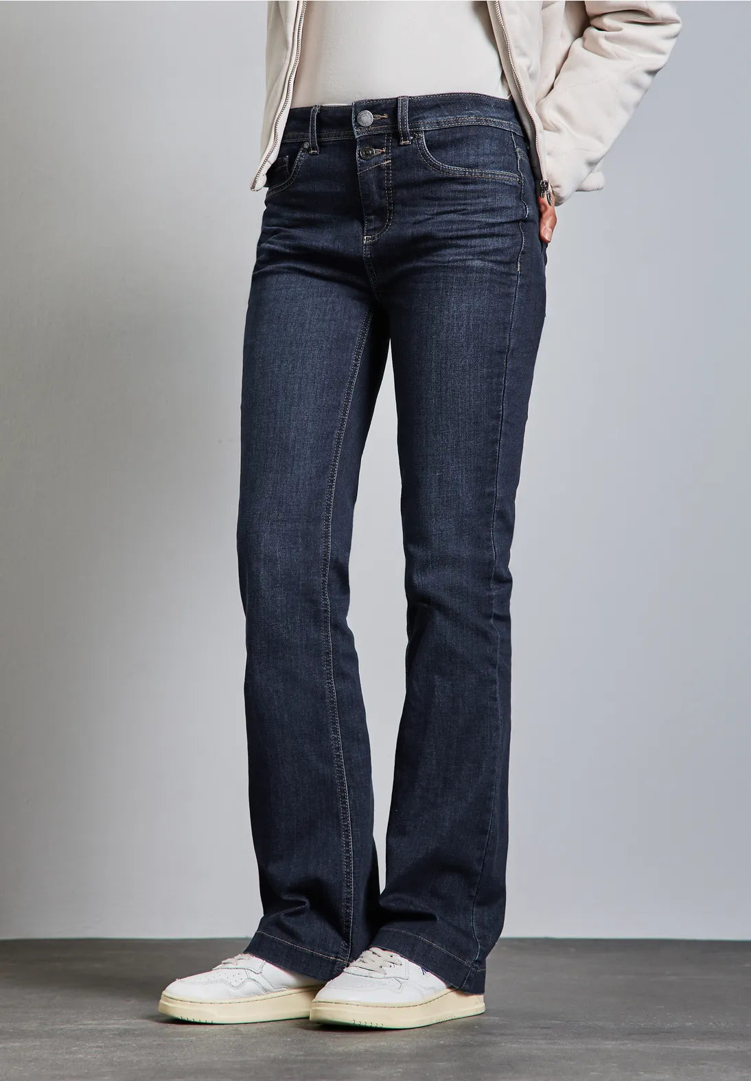 TEJANO BOOTCUT ELASTICO DE PERNERA CONICA