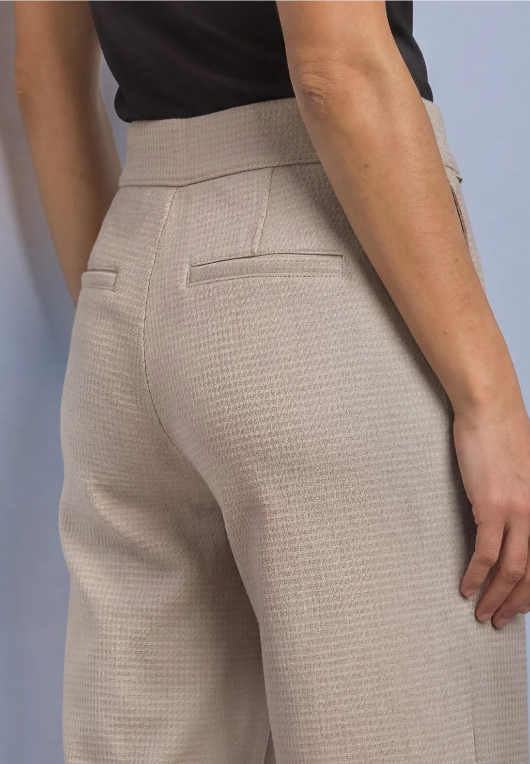 PANTALONES DE PUNTO DISEÑO JACQUARD PIERNA ANCHA STREET ONE