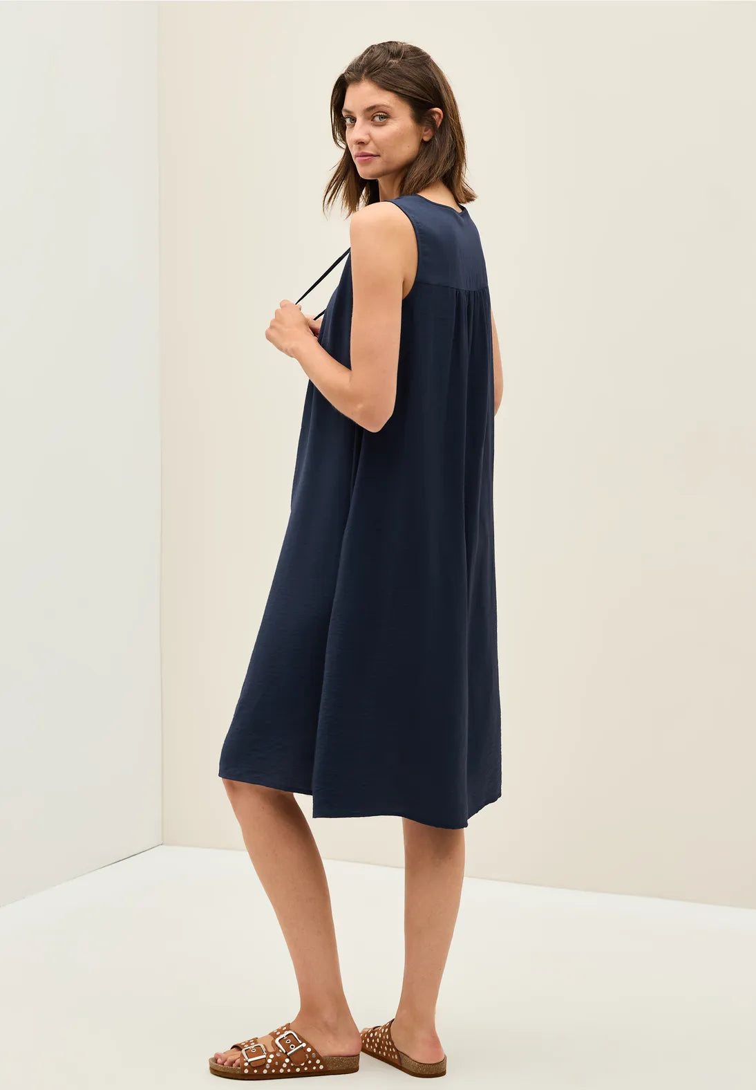 CECIL VESTIDO ELEGANTE ESCOTE ABIERTO