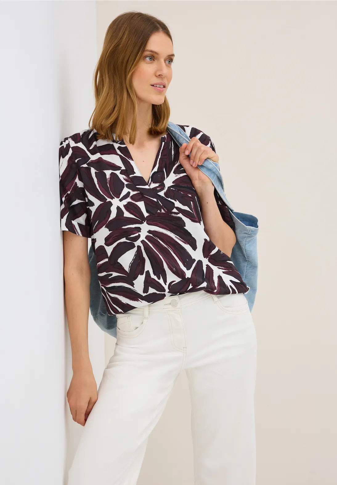 CECIL CAMISETA MANGA CORTA ESTAMPADA CUELLO EN V