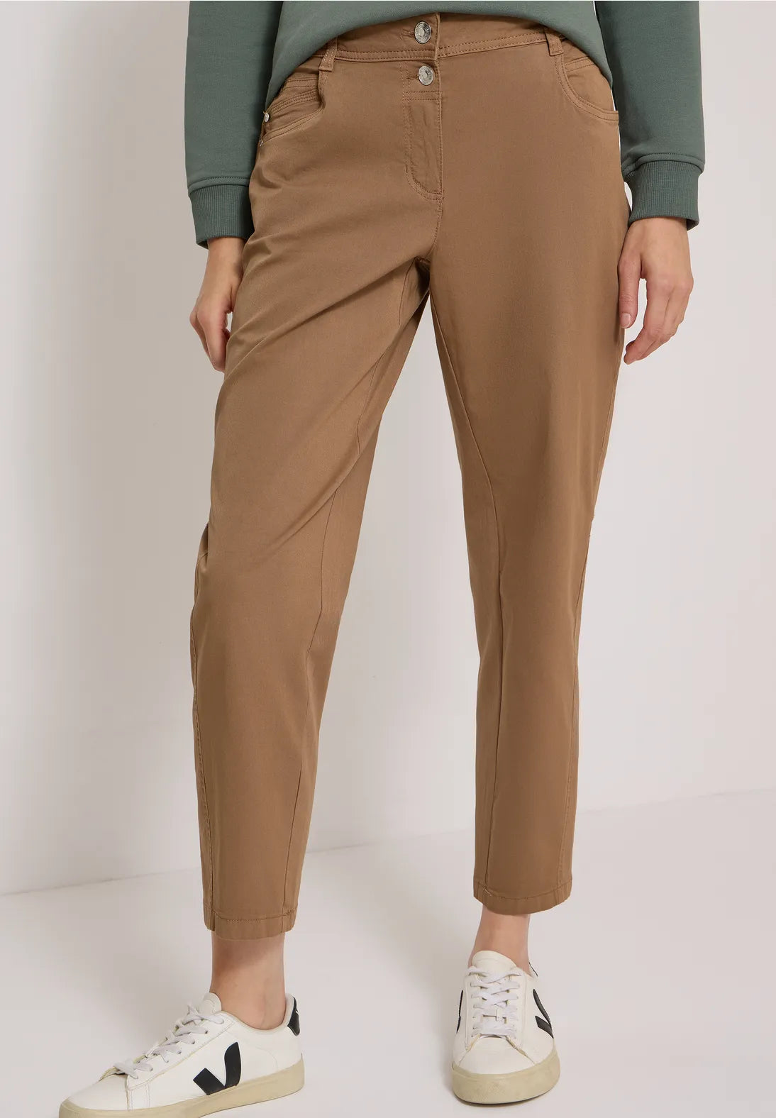 PANTALONES 5 BOLSILLOS CORTE HOLGADO MARRON CECIL