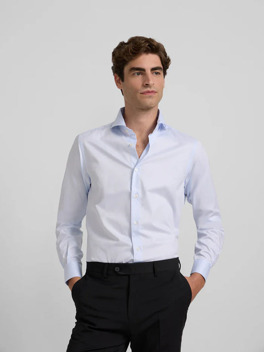 CAMISA DE VESTIR EN ALGODON Y RAYAS AZULES