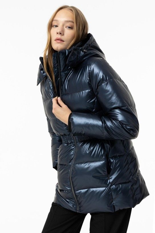 CHAQUETA ACOLCHADA CON CINTURA ELASTICA