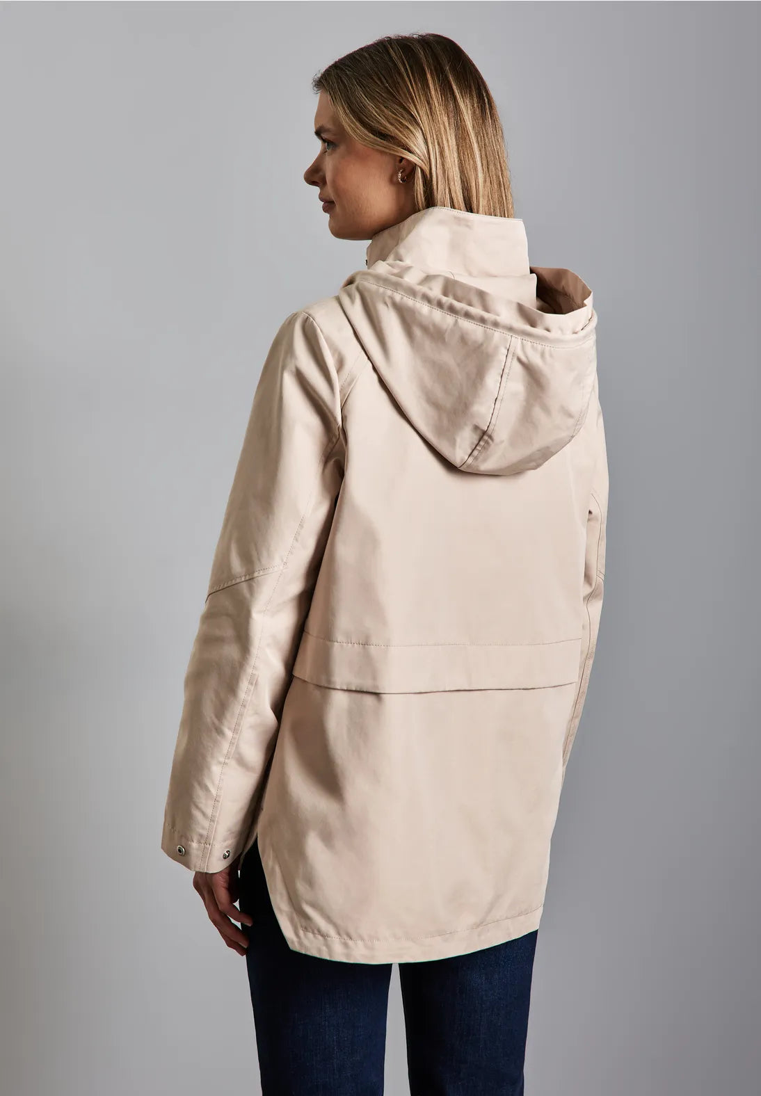 STREET ONE PAKA BEIGE CON CAPUCHA