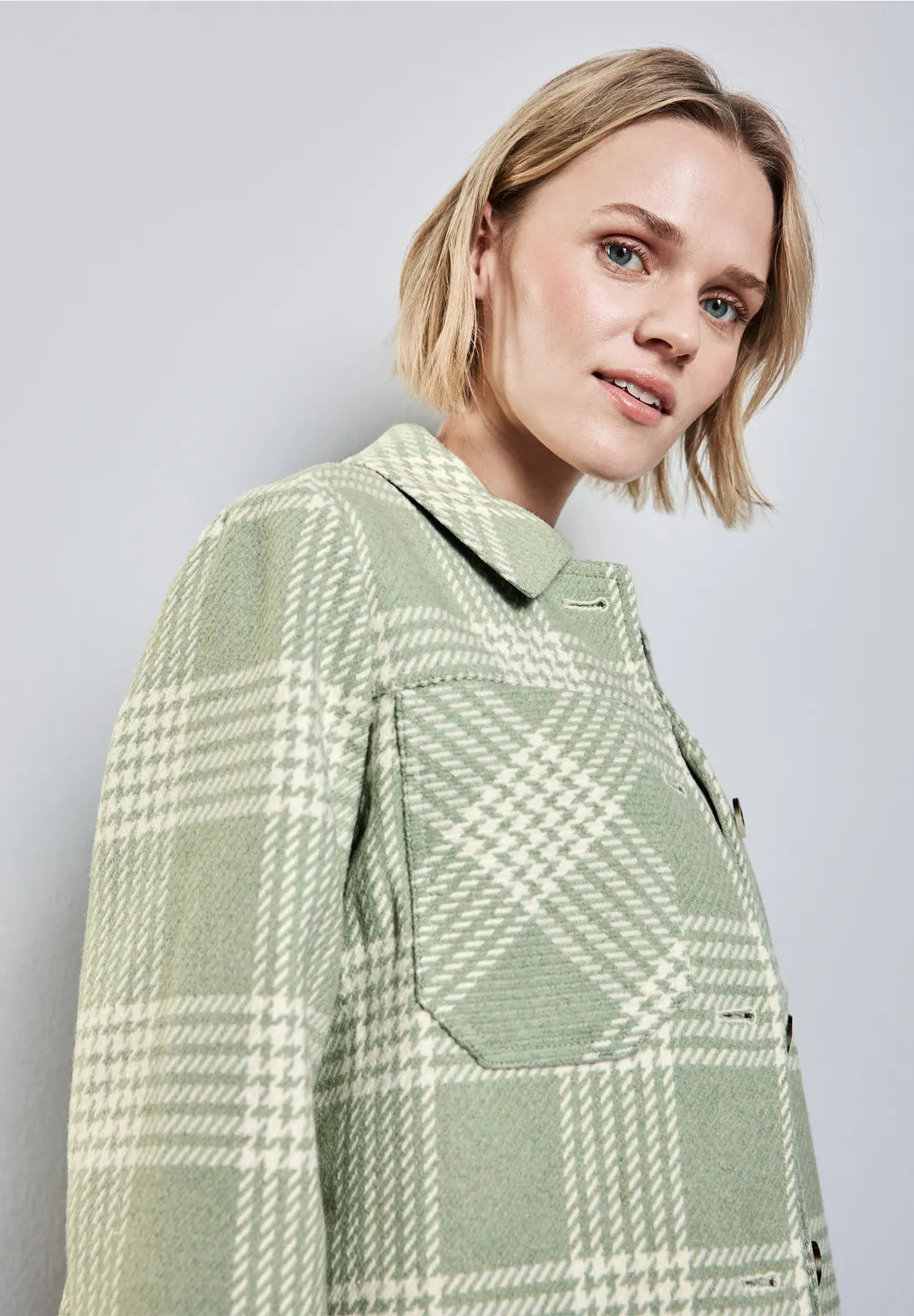 CHAQUETA SOBRECAMISA A CUADROS