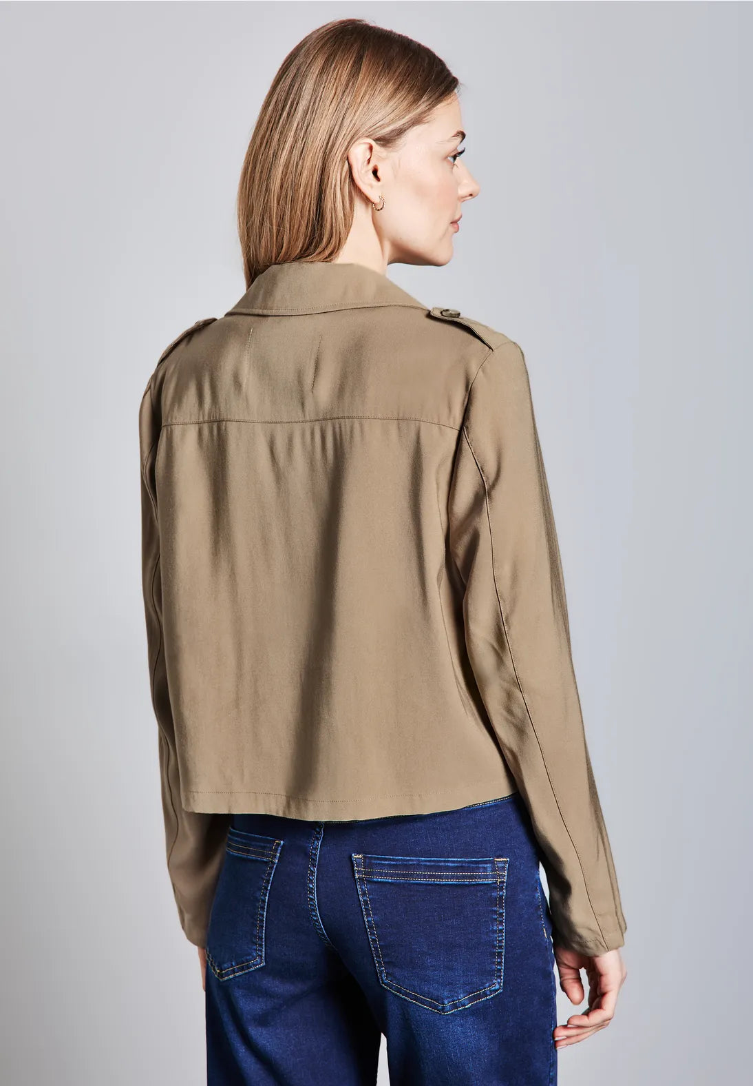 GABARDINA CORTA MARRON