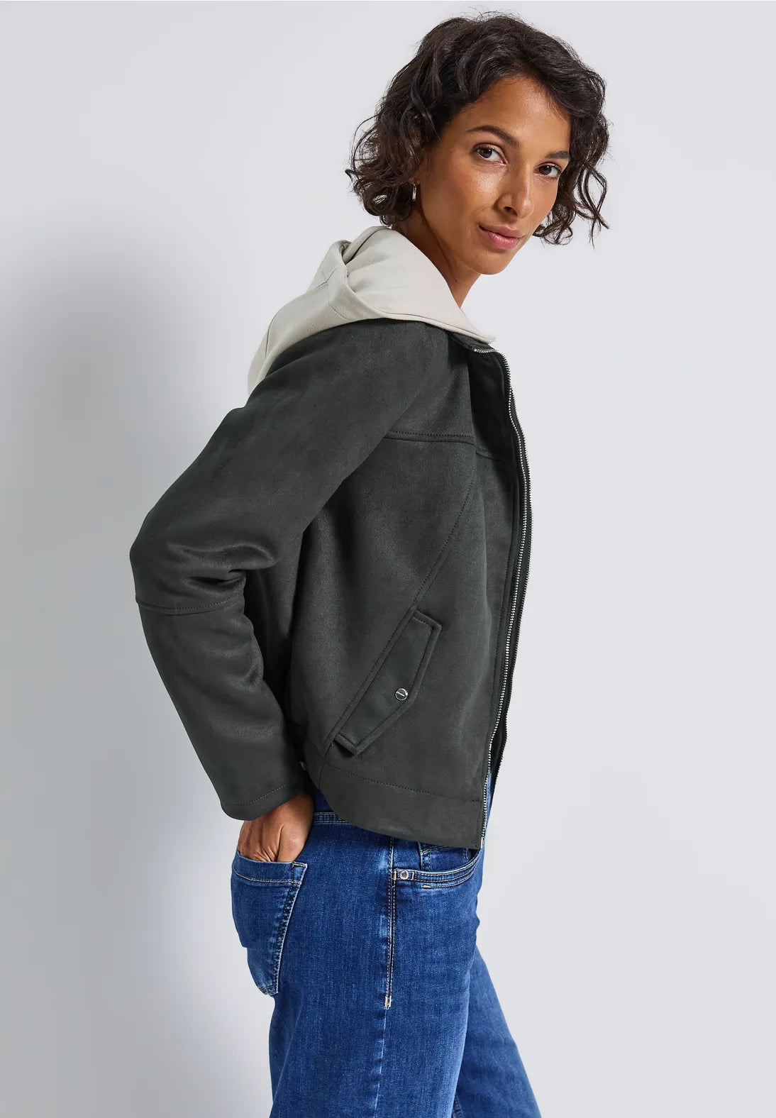 STREET ONE CHAQUETA DE TERCIOPELO CON CAPUCHA DESMONTABLE