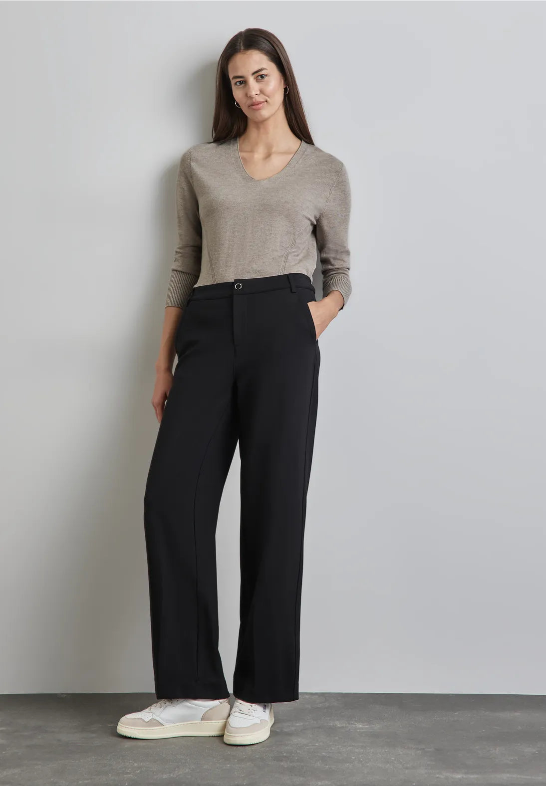 JERSEY DE PUNTO FINO CUELLO EN V