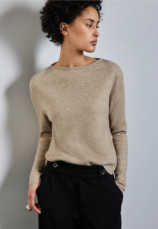 JERSEY CON DETALLE ABERTURA LATERAL EN BEIG