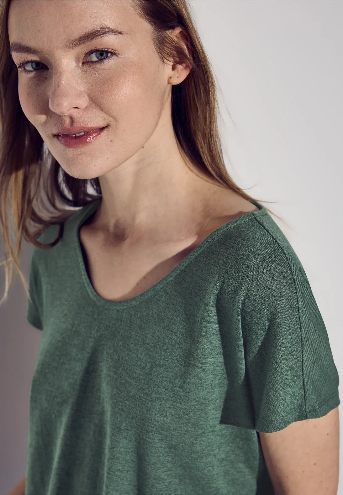 STREET ONE CAMISETA MEZCLA LINO EN VERDE