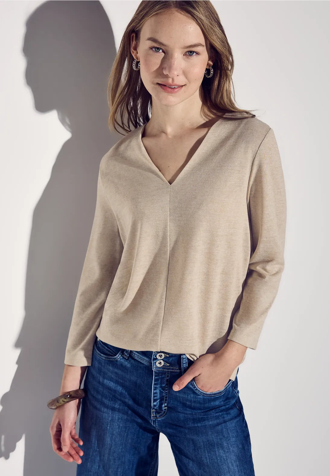 STREET ONE CAMISETA JERSEY DE LINO BEIGE CUELLO PICO