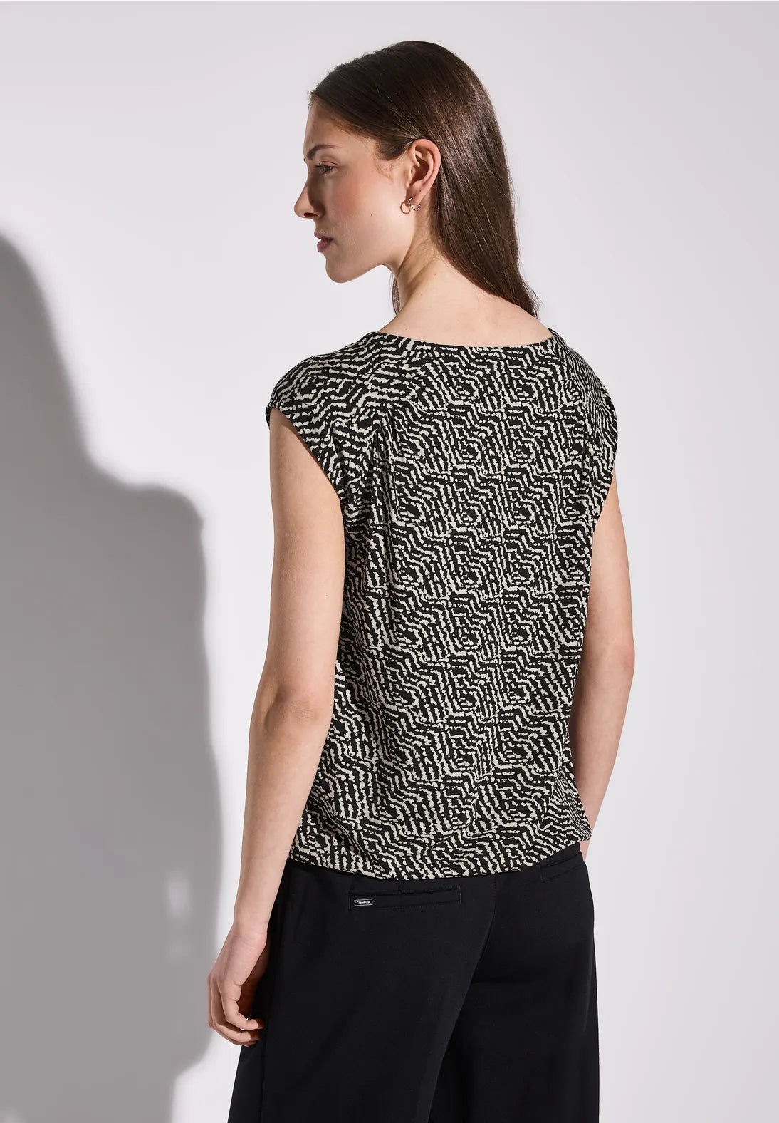 STREET ONE CAMISETA NEGRA ESTAMPADA DE TIRANTES