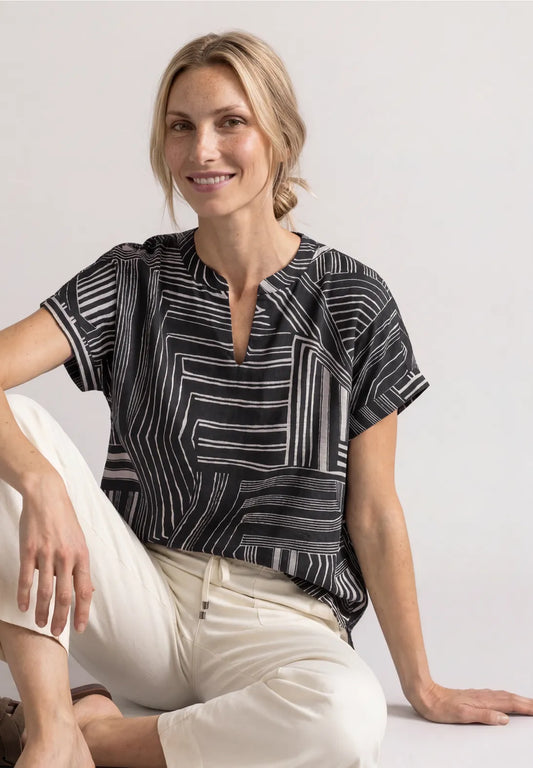 BLUSA CON TEXTURA ESTAMPADA STREET ONE