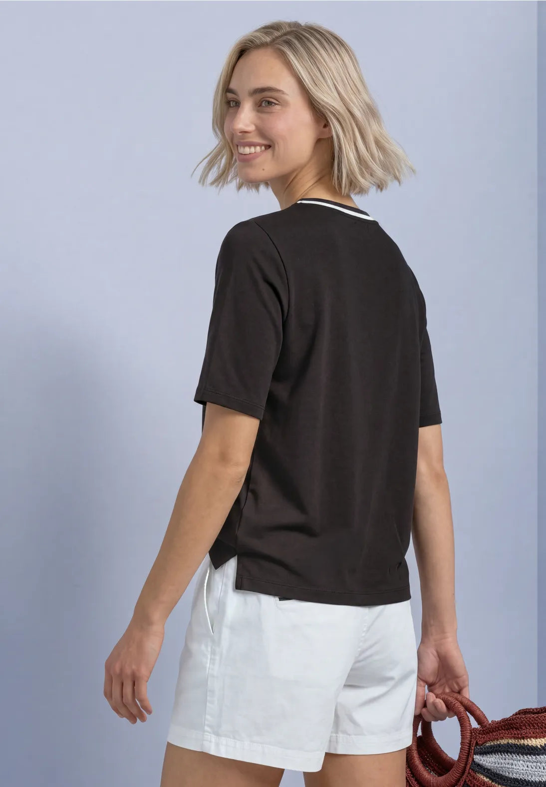 CAMISETA DE PUNTOS MANGA CORTA DETALLE CUELLO STREET ONE