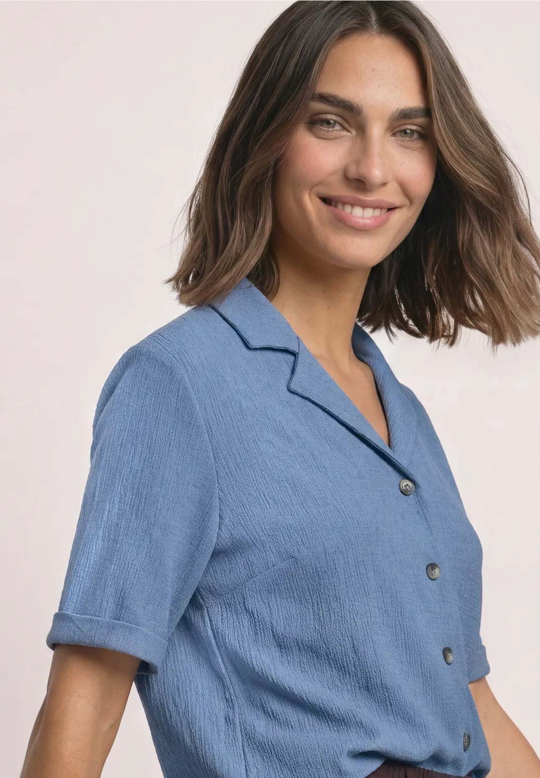 Cuello tipo bolera de blusa Street One