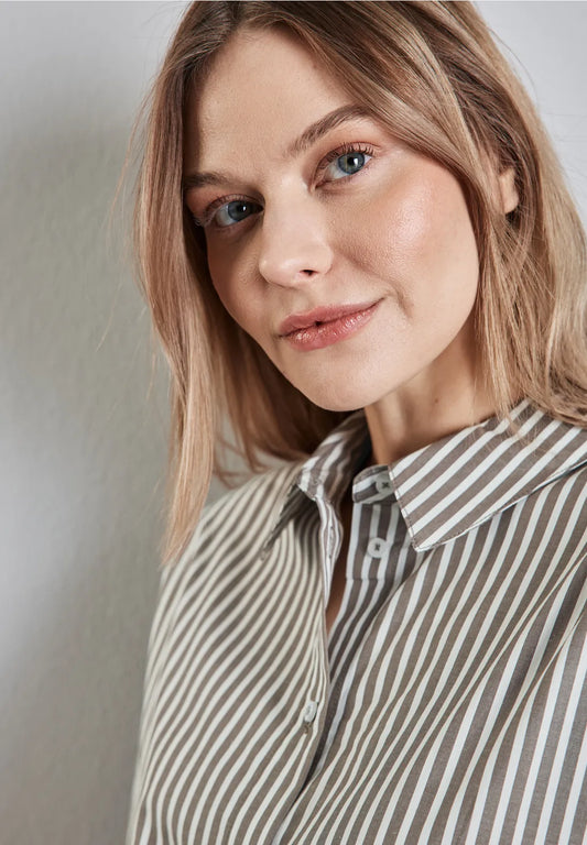 BLUSA A RAYAS CUELLO CAMISERO