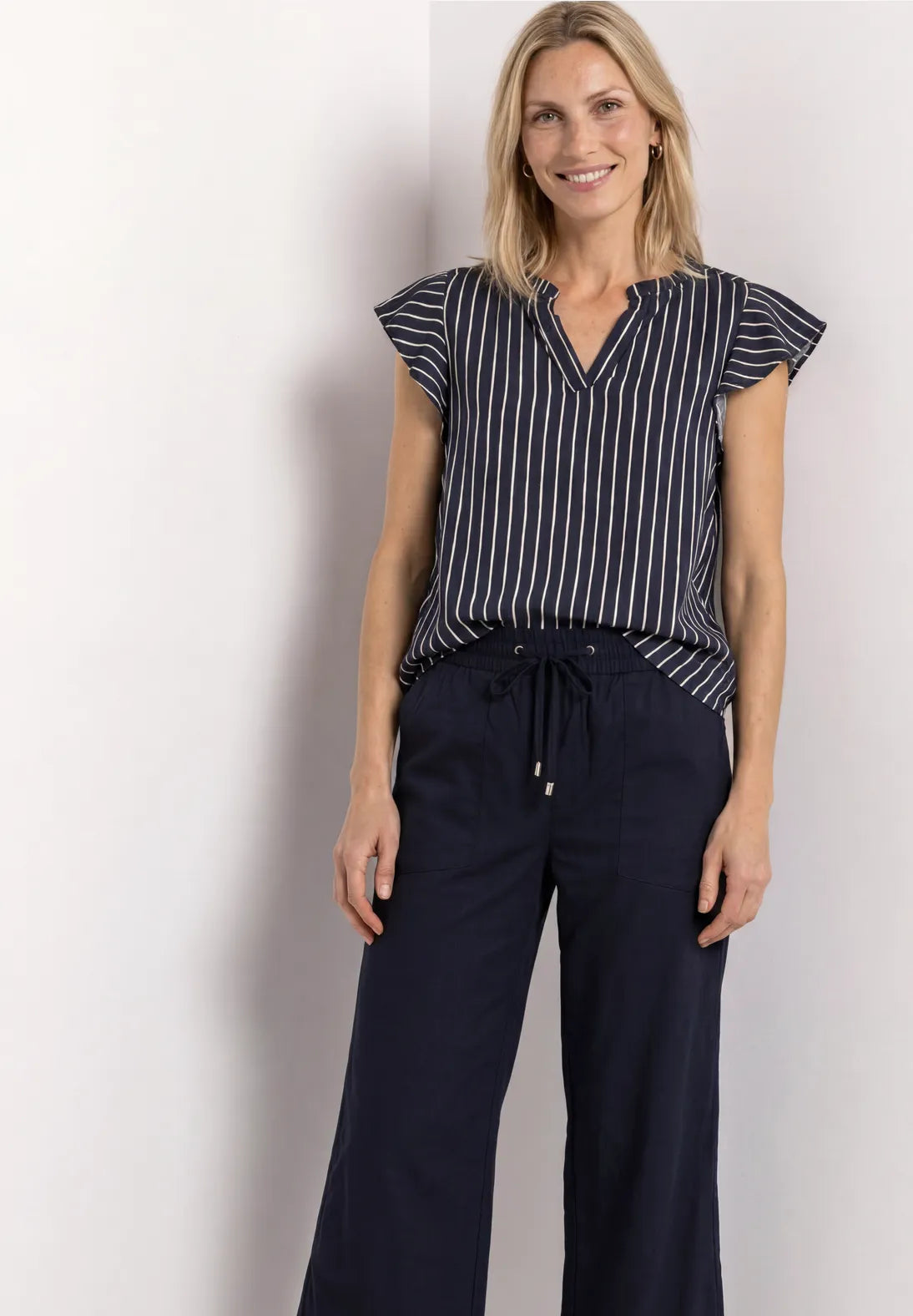 BLUSA DE VISCOSA A RAYAS STREET ONE