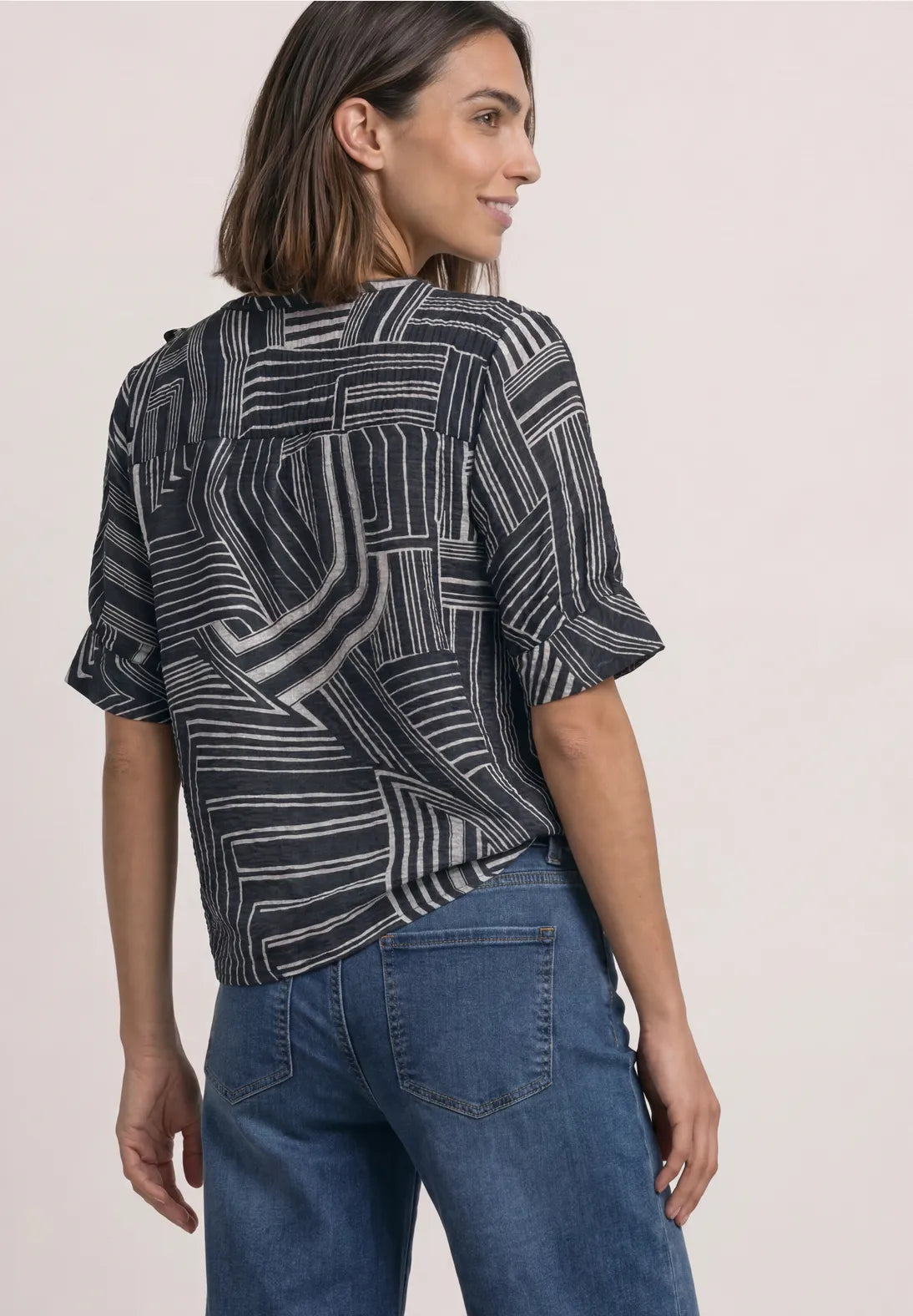 BLUSA ESTAMPADA ESCOTE EN V STREET ONE