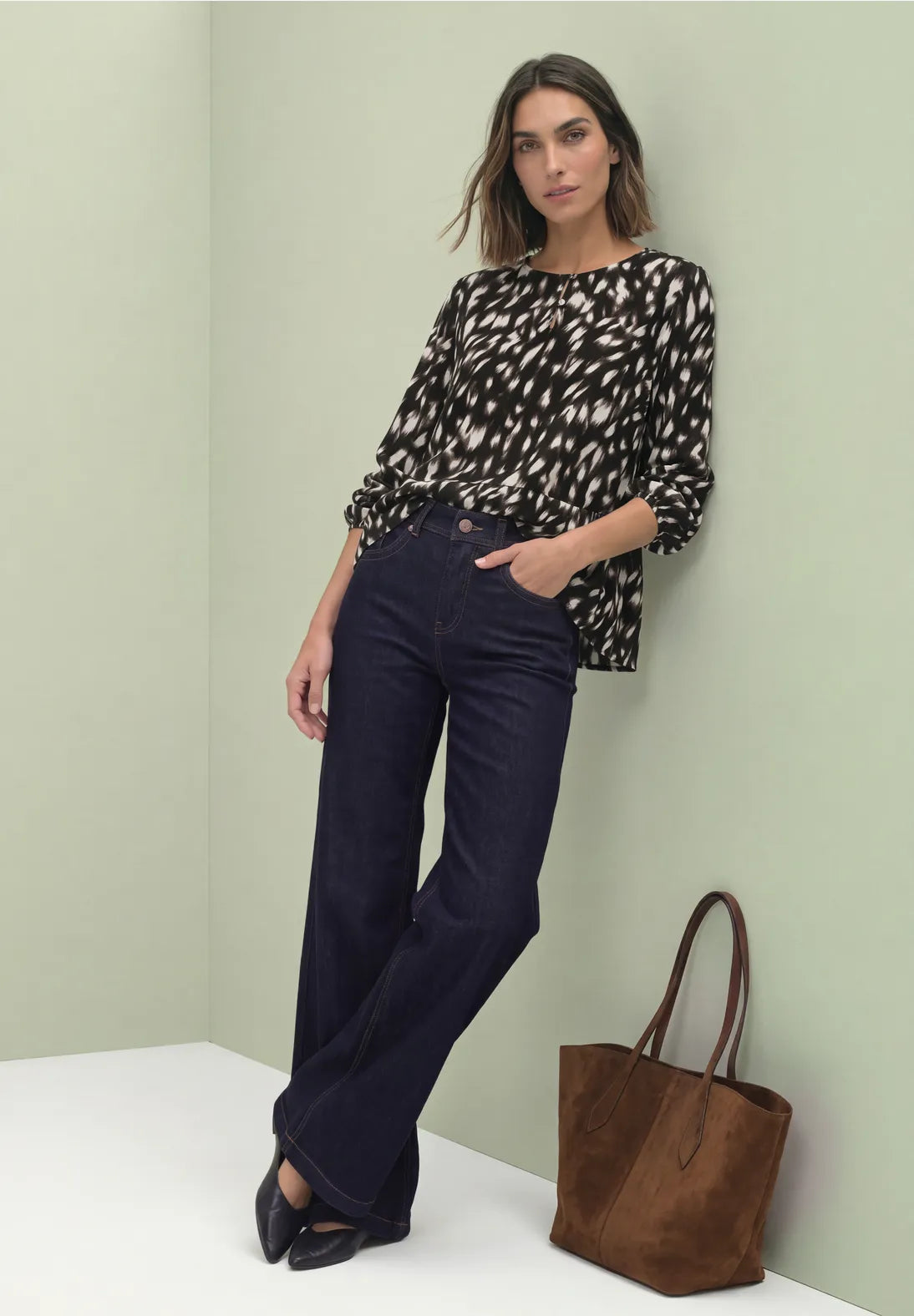 Blusa estampada cuello redondo. Espritcalafell