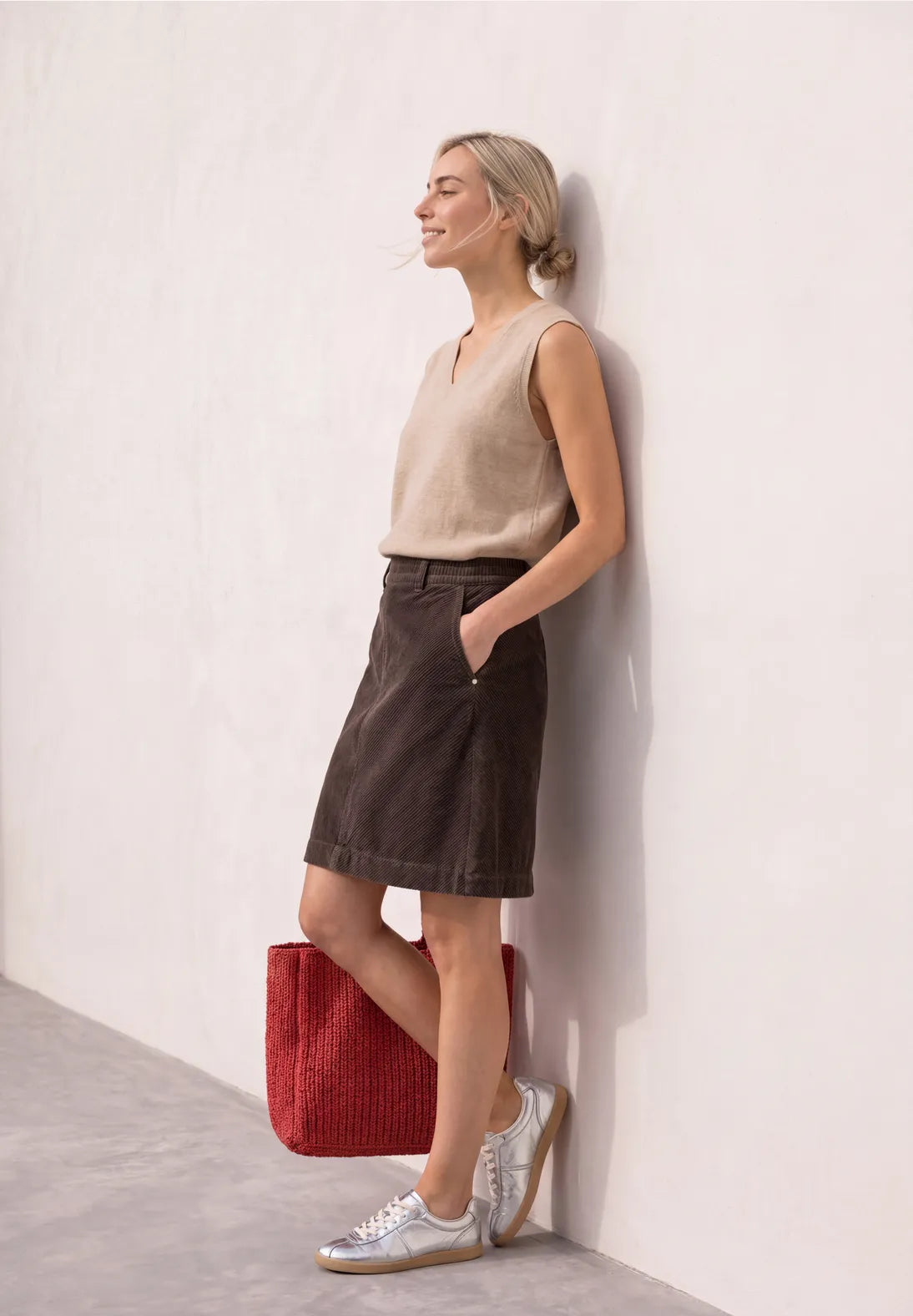 FALDA MARRON CINTURA ELASTICA STREET ONE