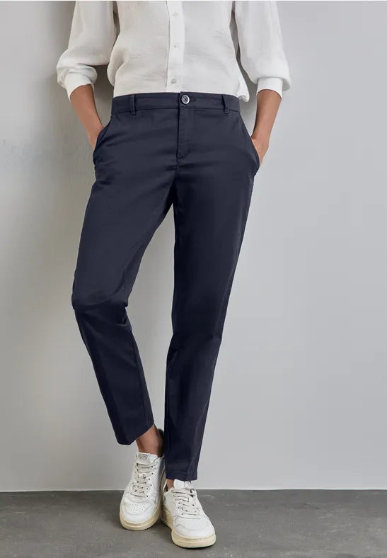 PANTALON TIPO CHINO ELASTICO