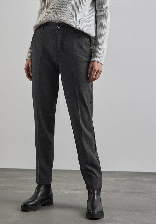 PANTALONES TIPO CHINO ASPECTO JASPEADO