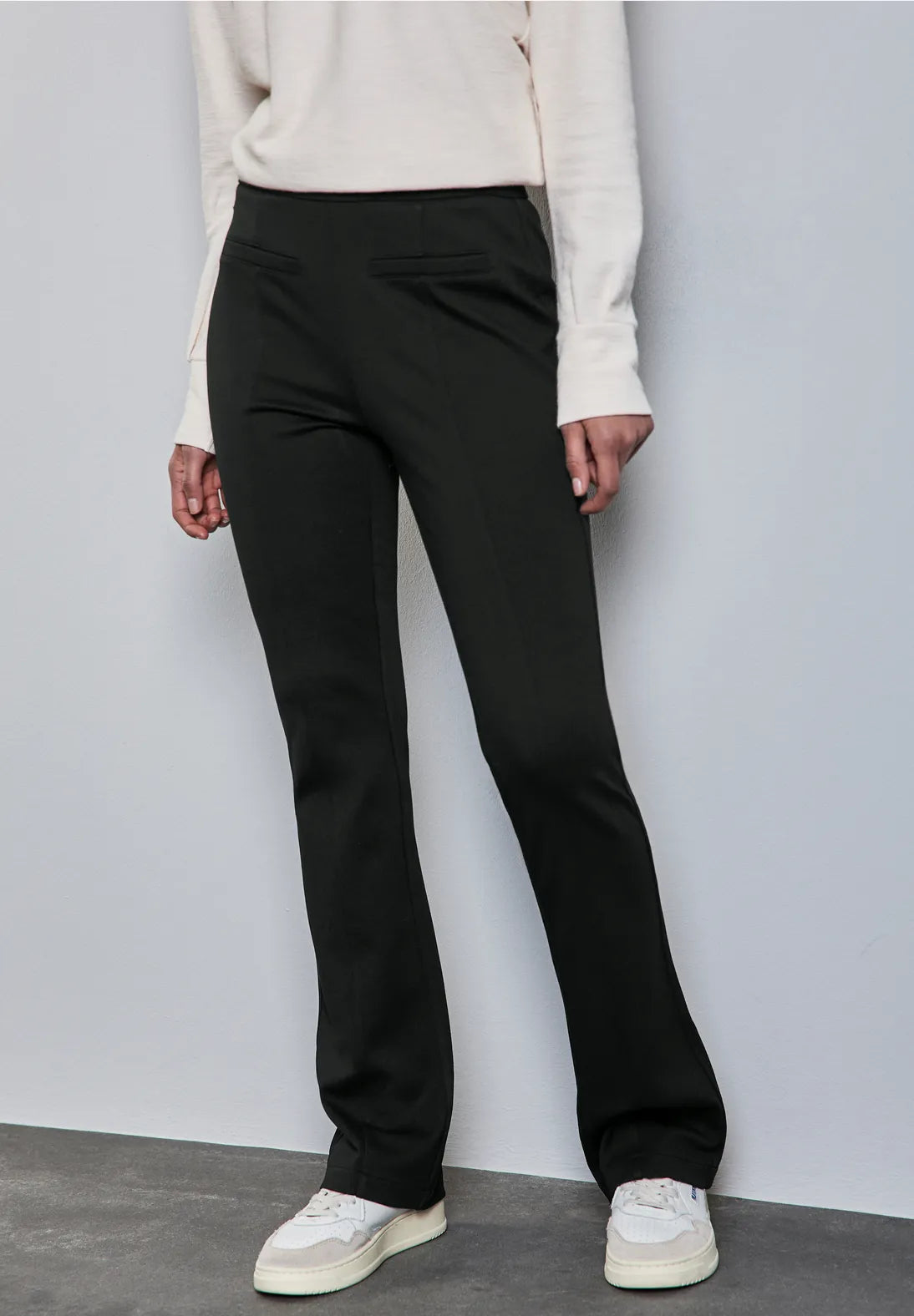 PANTALONES BOOTCUT PITILLO NEGROS