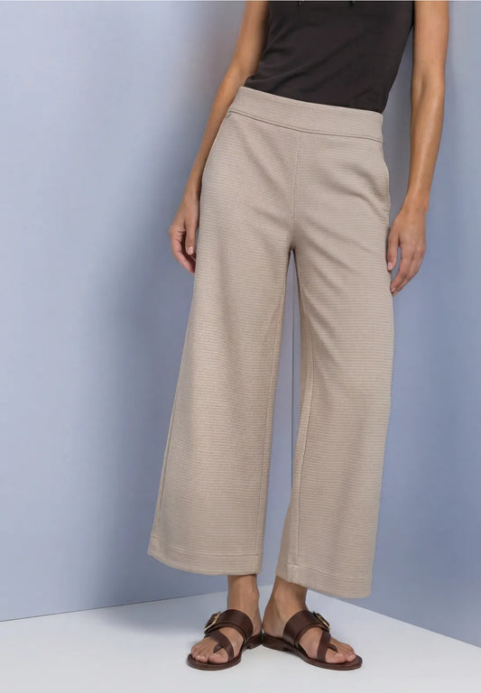 PANTALONES DE PUNTO DISEÑO JACQUARD PIERNA ANCHA STREET ONE