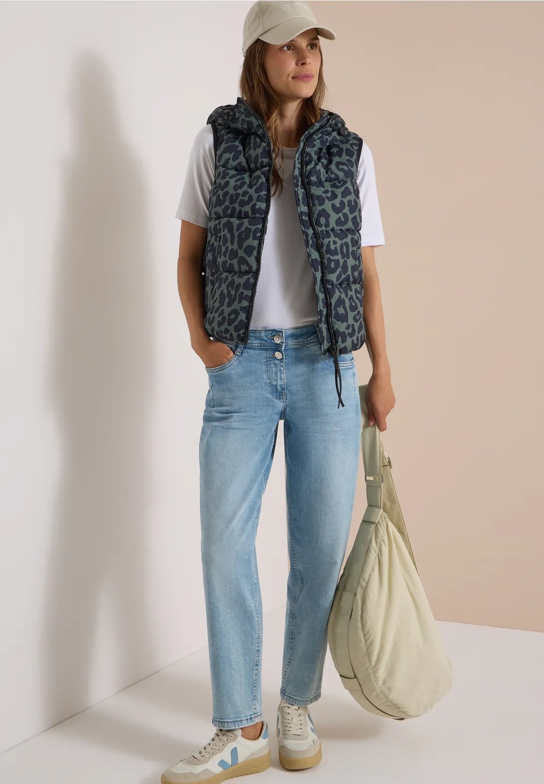 CHALECO DEPORTIVO ESTAMPADO CECIL