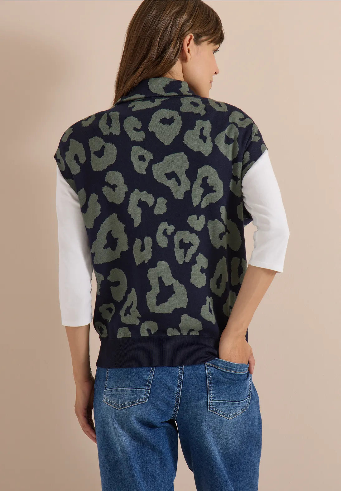 CHALECO DE PUNTO ANIMAL PRINT CECIL