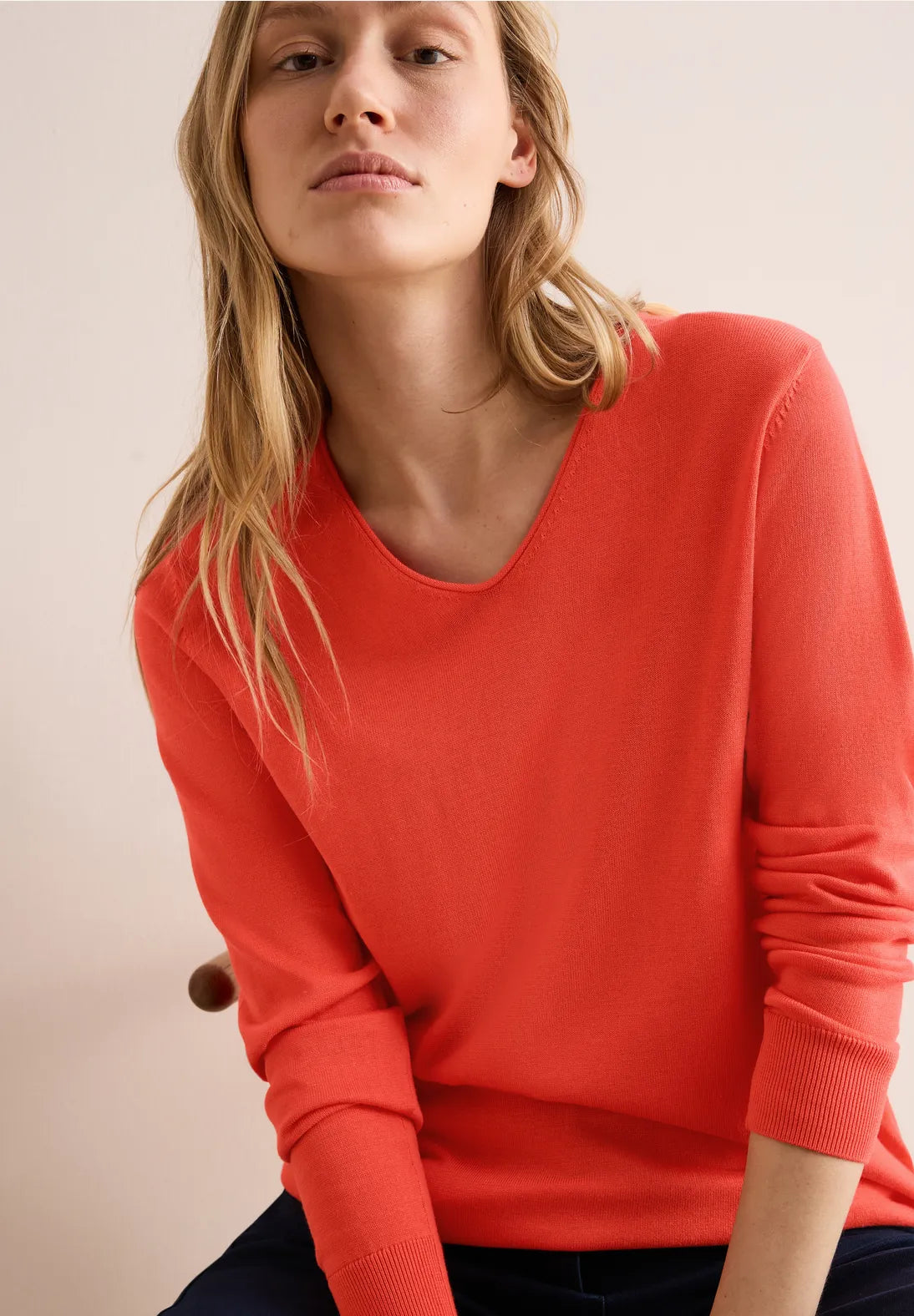 JERSEY DE PUNTO CUELLO EN "V"
