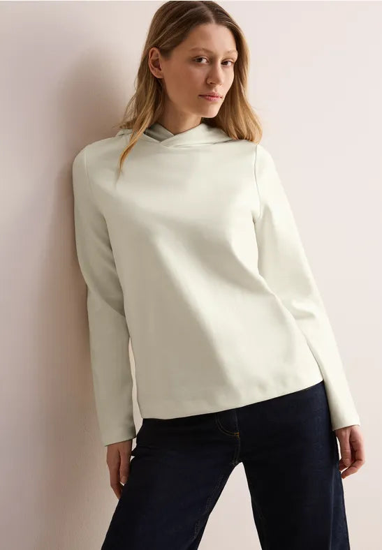 SUDADERA CON CAPUCHA DETALLES BORDADOS