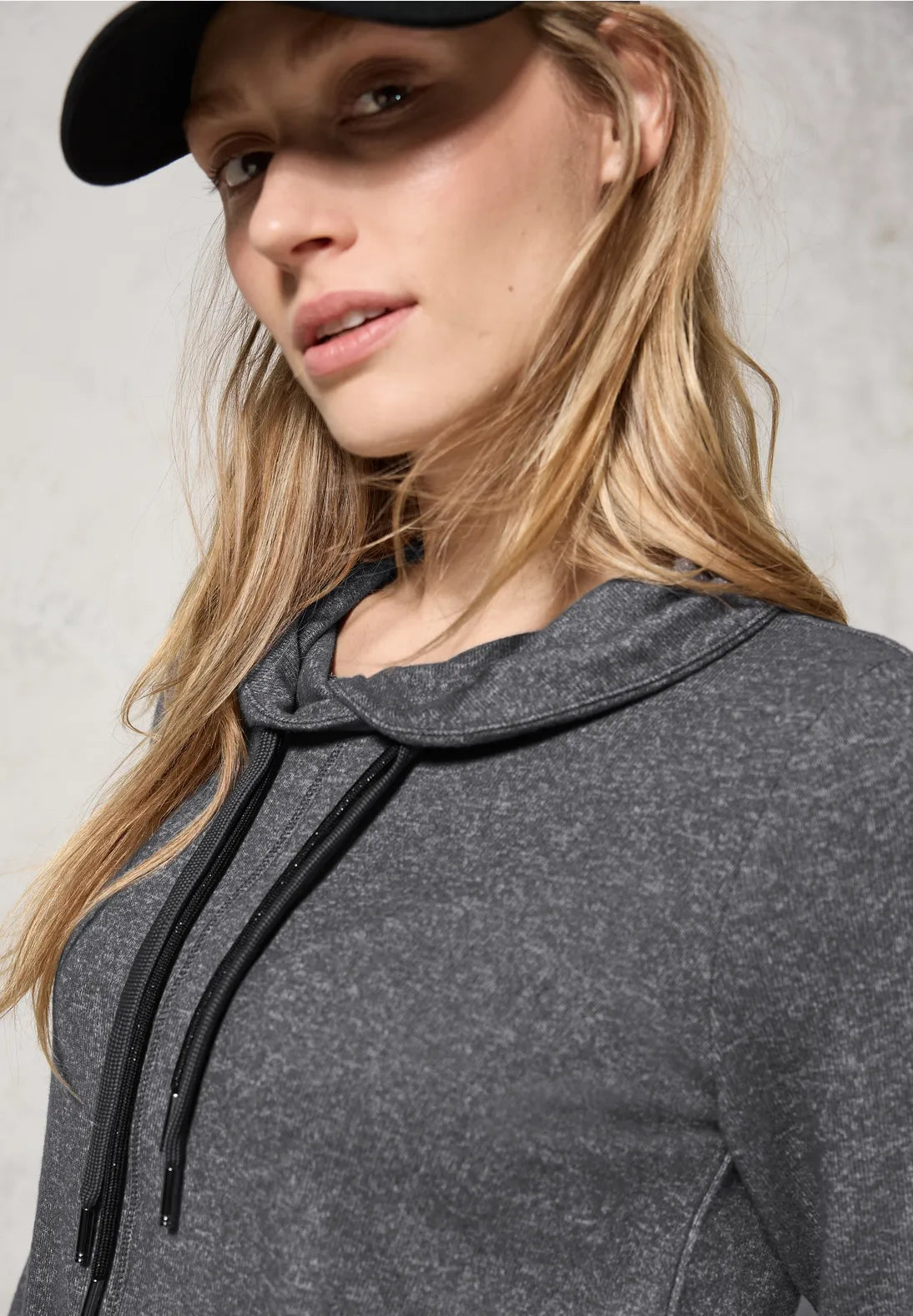 SUDADERA JERSEY CON CUELLO CHAL