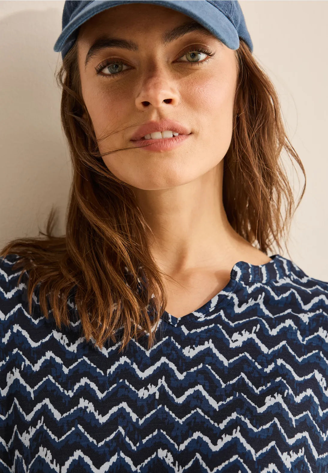 CECIL CAMISETA ESTAMPADO MINIMALISTA AZUL