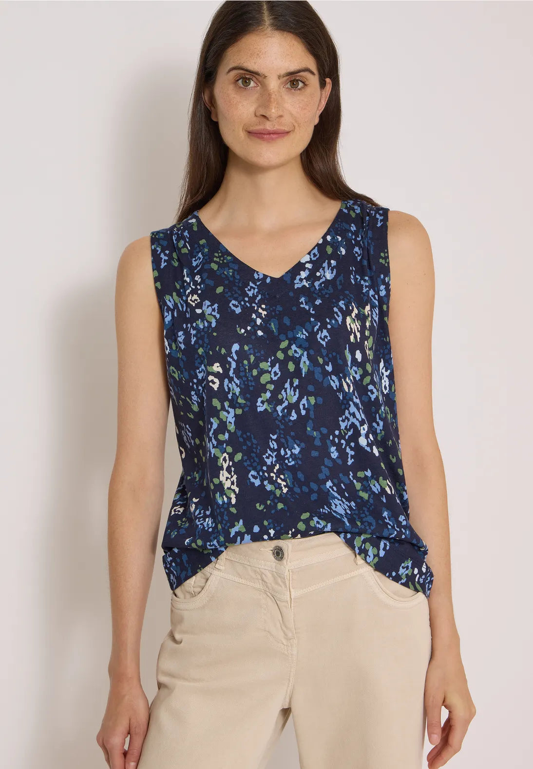 TOP DE TIRANTES ESTAMPADO CECIL
