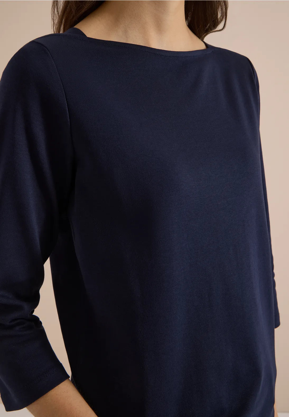 CAMISETA DE ALGODON CUELLO BARCO CECIL
