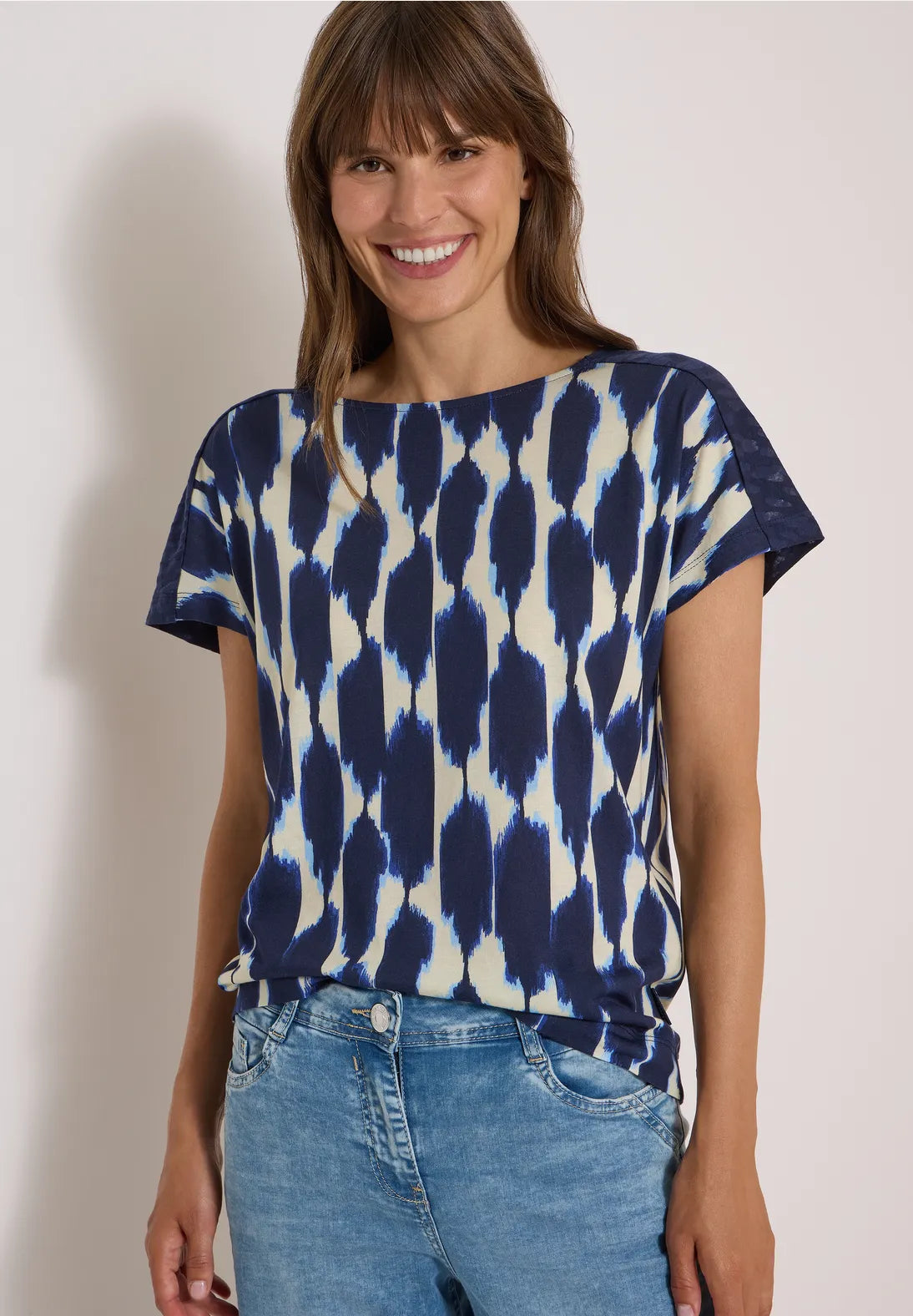 CAMISETA MANGA CORTA ESTAMPADA CECIL