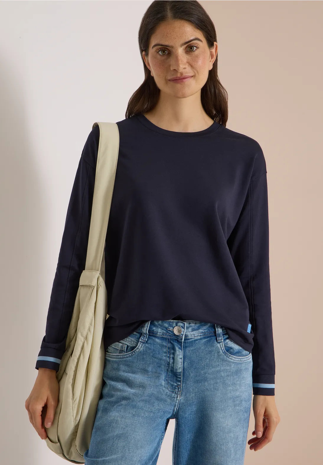CAMISETA DE PUNTO CUELLO REDONDO CEIL