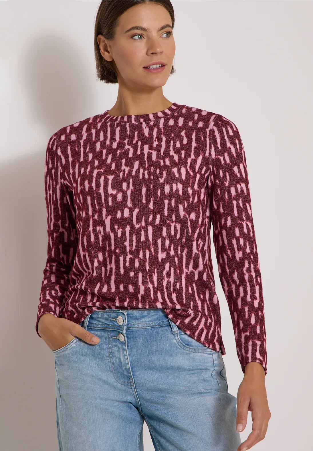 CAMISETA DE PUNTO ESTAMPADO GRAFICO CECIL