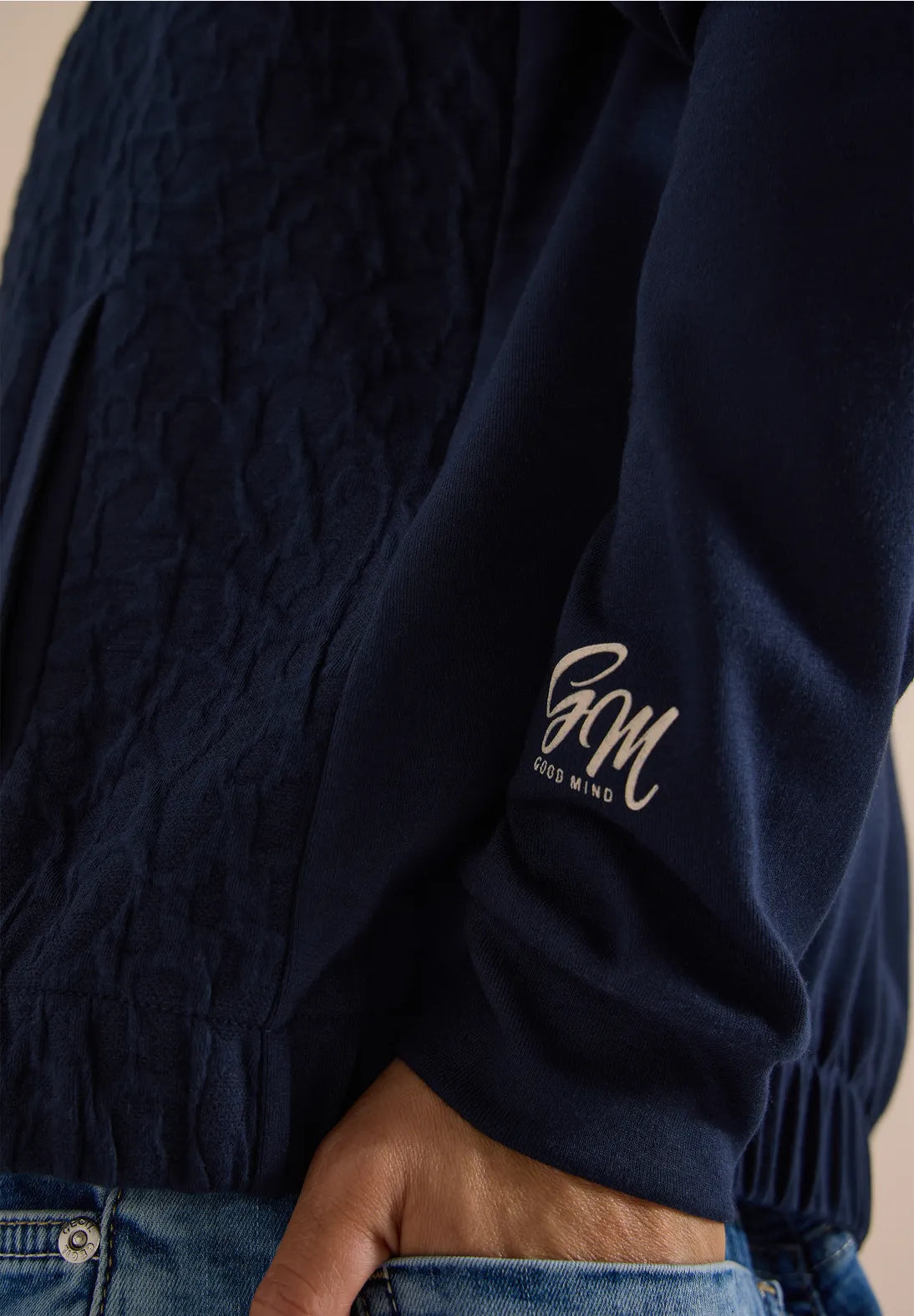Chaqueta ligera con textura. EspritCalafell