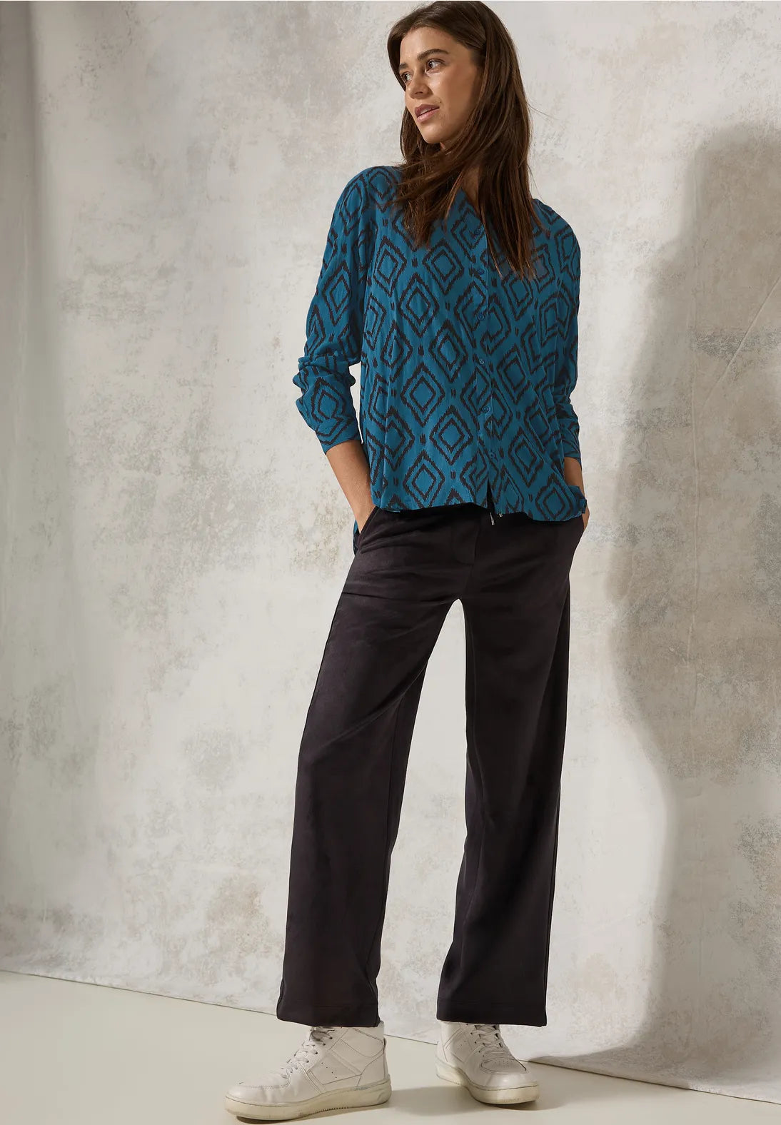 BLUSA ESTAMPADA  CAMISERA