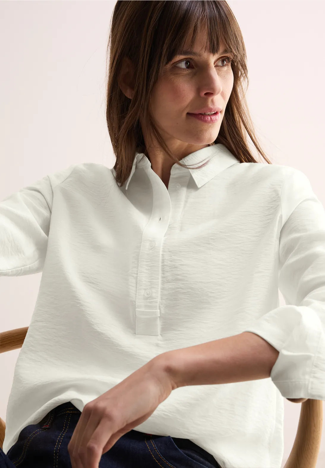 BLUSA MONOCOLOR CUELLO CAMISERO