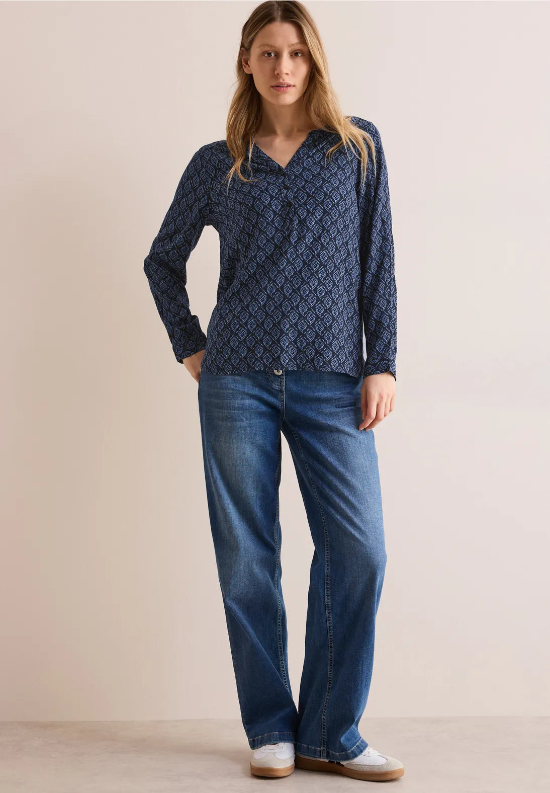BLUSA TIPO TUNICA ESTAMPADA