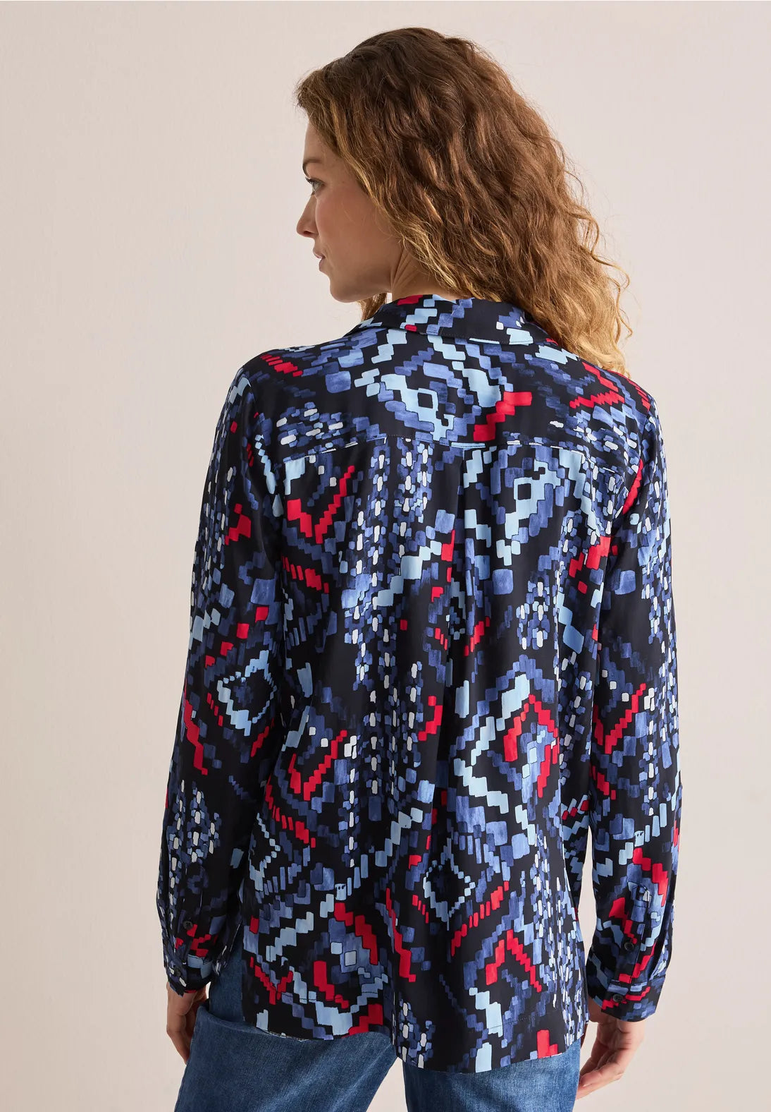 BLUSA TIPO TUNICA ESTAMPADO GRAFICO