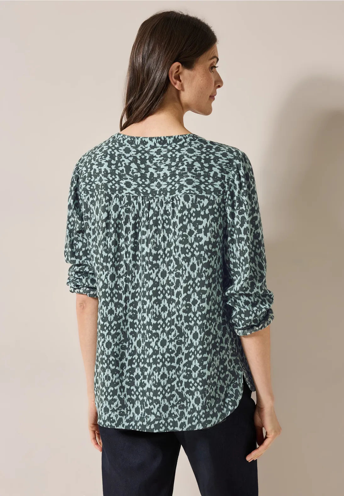 CECIL BLUSA ESTAMPADA MANGA 3/4 CUELLO EN V