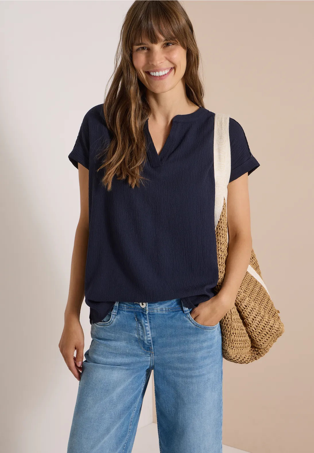 BLUSA ESCOTE EN V DE VISCOSA CECIL